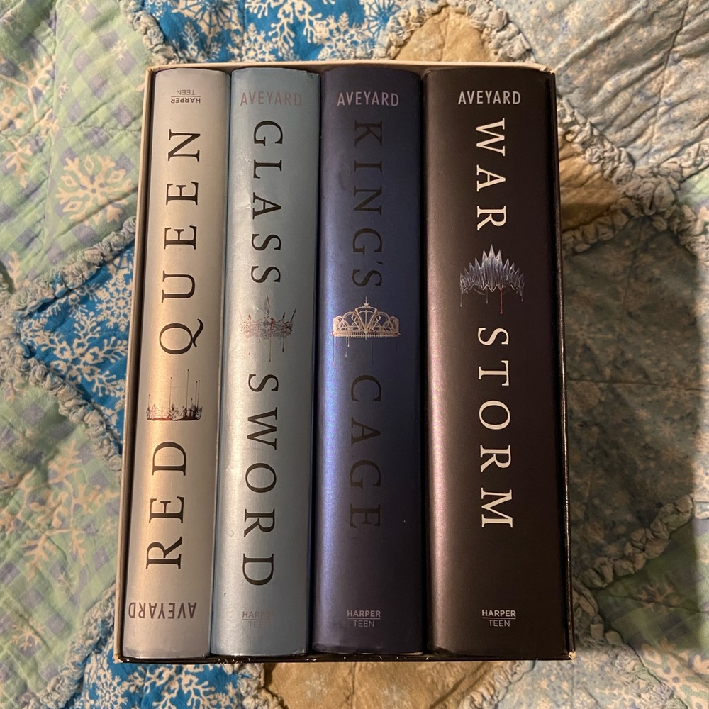 Victoria Aveyards Red Queen series
